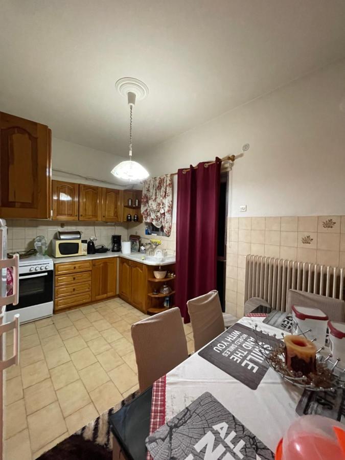 Karras' Home Волос Экстерьер фото